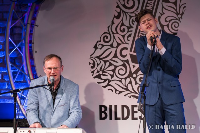 BILDES 2017 Koncerts "Ielūdz Bilžu mūziķi un viņu bērni", uzstājas Patriks un Ēriks Budēvici.